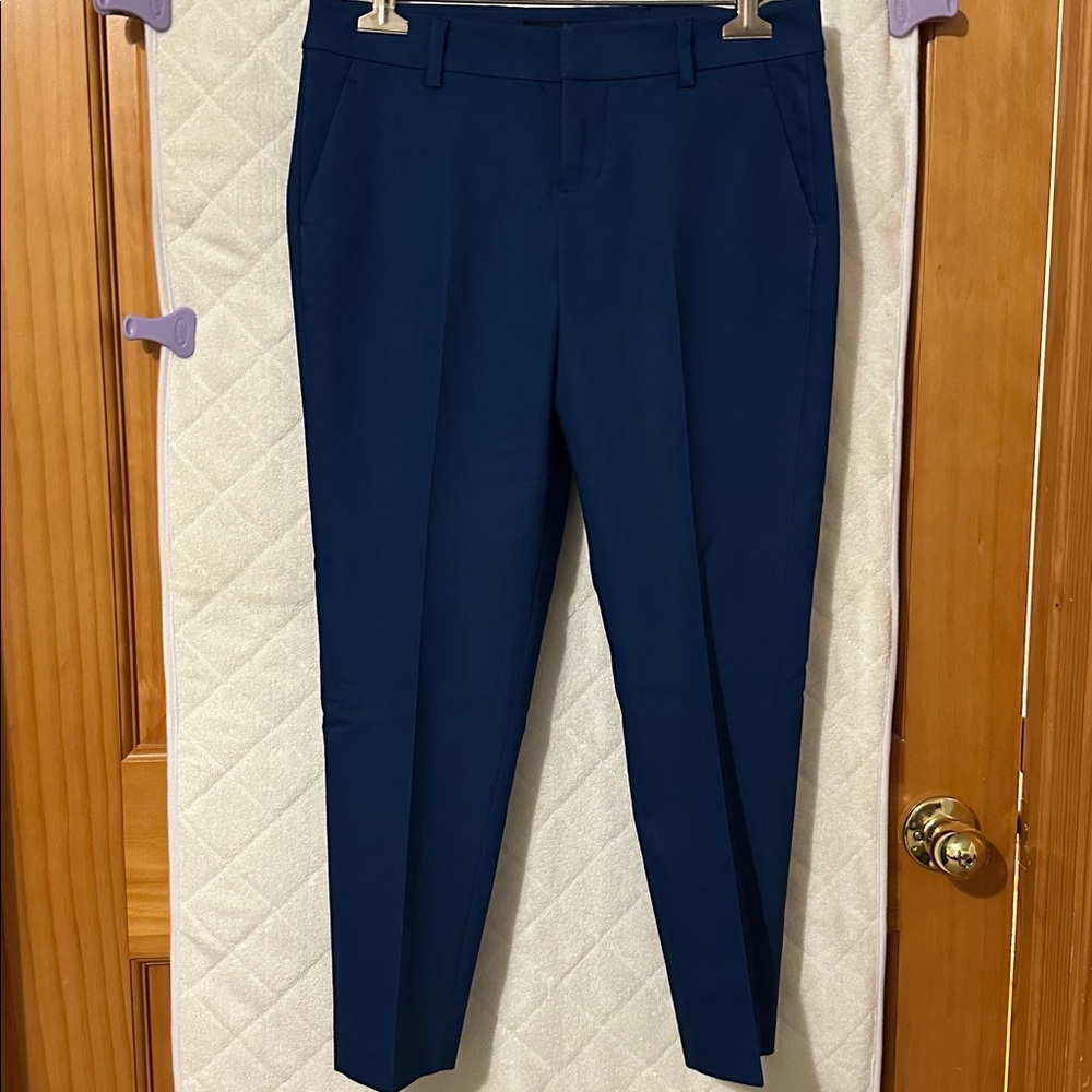 Liverpool Jeans Company Classic Blue Cropped Dress Pants